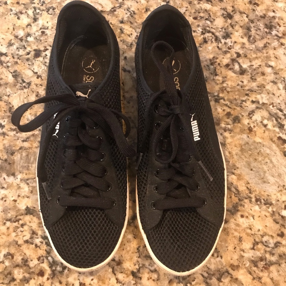 ▪️PUMA Softfoam Sneakers